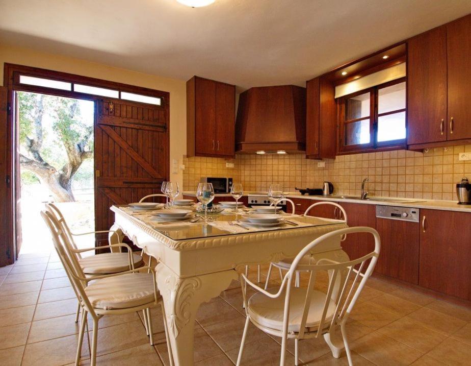 Villa Maragoudi Armenoi  Exterior photo